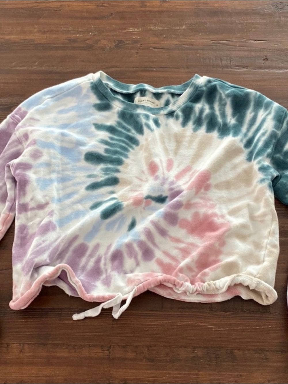 LUCKY BRAND Tie Dye cropped drawstring sweatshirt XS - Picture 1 of 12